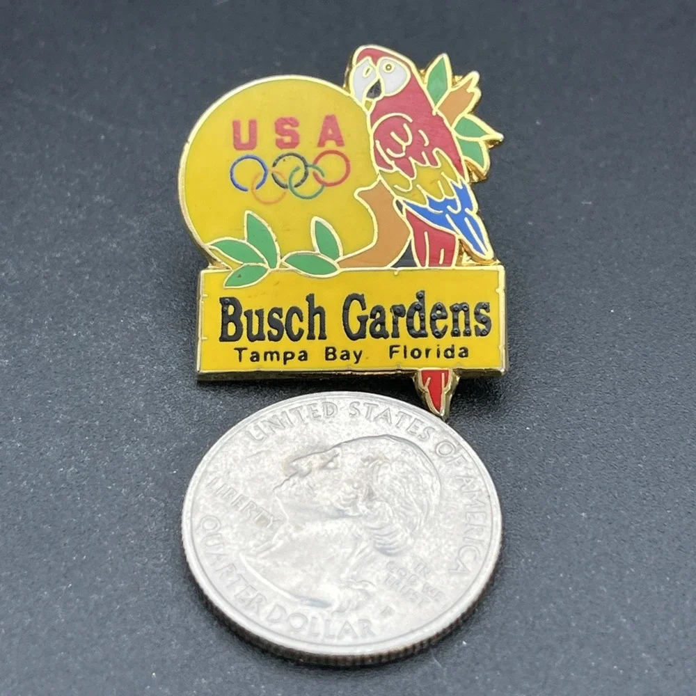 Team USA Olympics Busch Gardens Tampa Bay Florida Parrot Bird Lapel‎ Hat Pin